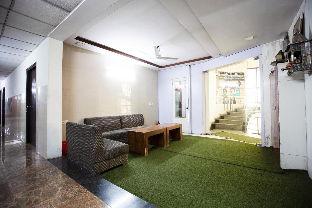 Oyo 44174 Hotel Mid Town Prime Harthala Екстер'єр фото