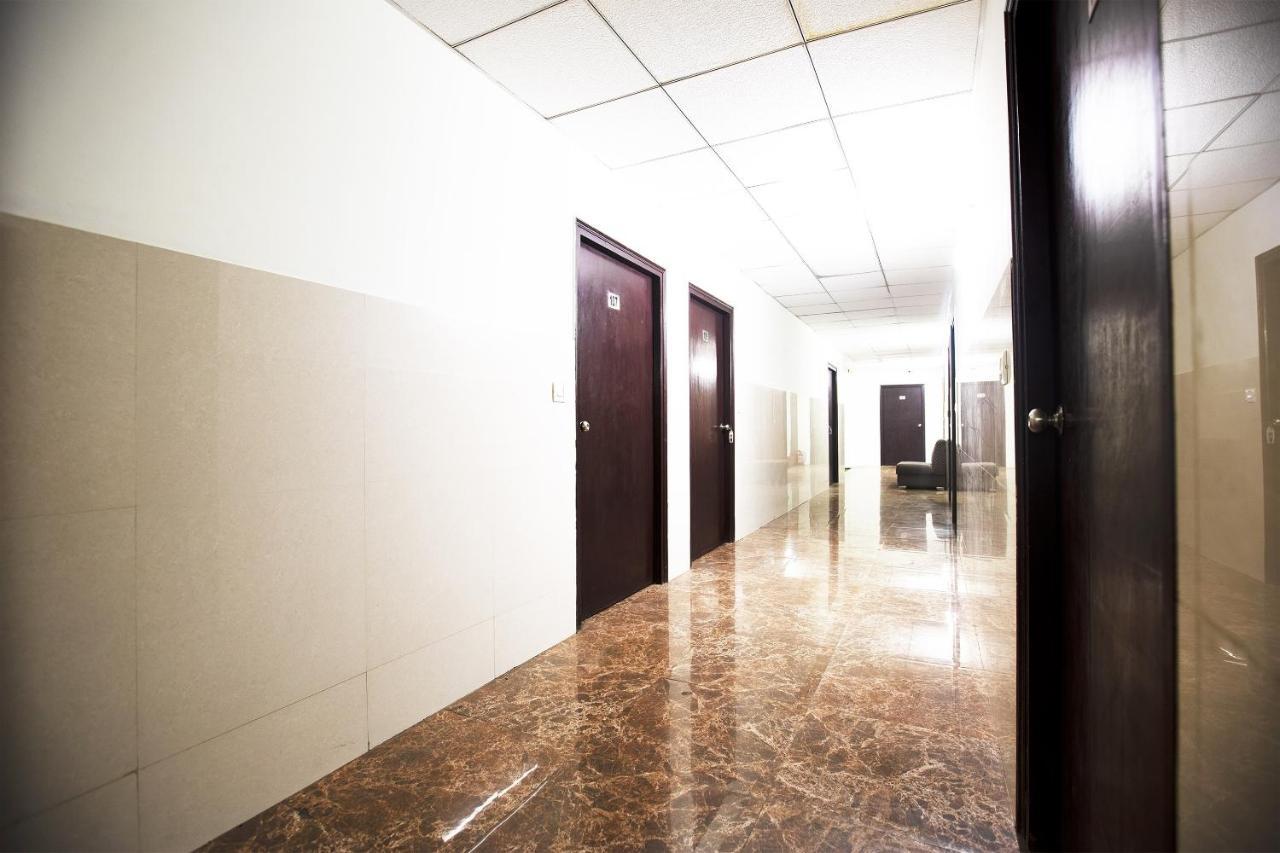 Oyo 44174 Hotel Mid Town Prime Harthala Екстер'єр фото